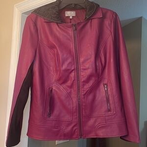 Gorgeous Purple “Off Air” jacket by Guiliana with dark gray hood. EUC Size M